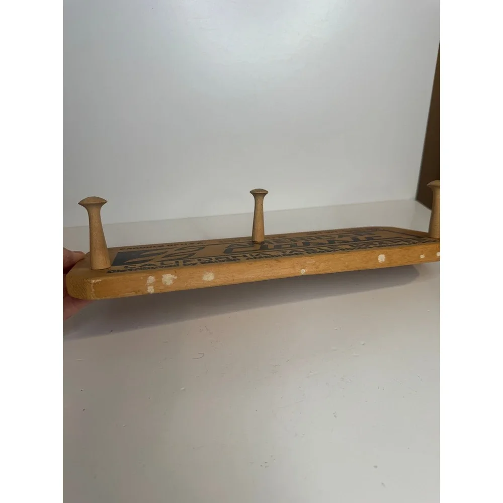VTG California Table Grapes Wooden Wall Rack Produce Crate Advertising Sign Hook